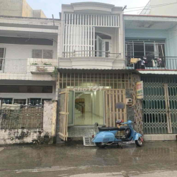 Nhà HXH Đường Tân Hải , Q. Tân Bình - 3,5 x 15,5 m – 13,5 Triệu(TL)