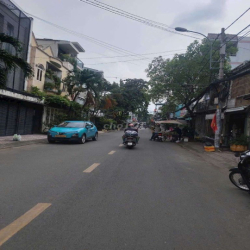 cho thuê nguyên căn mặt tiền kinh doanh đường tám danh P4Q8