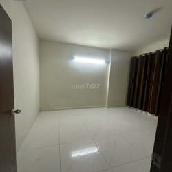 cho thuê căn green river- 2PN 2WC ở liền- có máy lạnh- 9.5 triệu