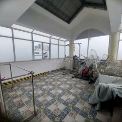 cho thuê nguyên căn mặt tiền kinh doanh đường tám danh P4Q8