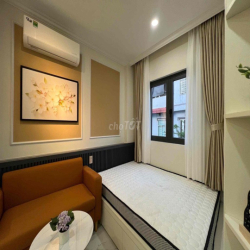 Cho Thuê Căn Hộ 1PN - Cửa sổ Full nội thất - Quận 10, Gần Vạn Hạnh