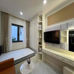 Cho Thuê Căn Hộ 1PN - Cửa sổ Full nội thất - Quận 10, Gần Vạn Hạnh