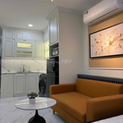 Cho Thuê Căn Hộ 1PN - Cửa sổ Full nội thất - Quận 10, Gần Vạn Hạnh