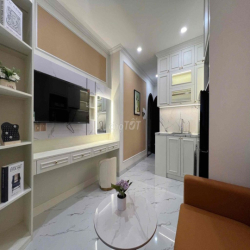 Cho Thuê Căn Hộ 1PN - Cửa sổ Full nội thất - Quận 10, Gần Vạn Hạnh