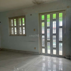 cho thuê nhà nguyên căn mặt tiền hẻm 95 Lê Văn Lương, Tân Kiểng, Q7
