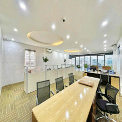 Cho thuê văn phòng tại Yên Lãng 140m2 25t view đường tàu cực đẹp