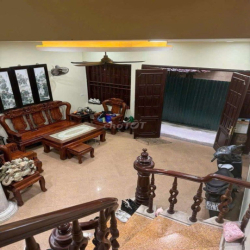 CHO THUÊ NHÀ NGUYÊN CĂN MINH KHAI 50m2 5 Tầng