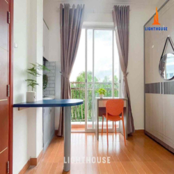 CĂN HỘ STUDIO BAN CÔNG CỰC XINH NGAY SÁT SÂN BAY - ĐẦY ĐỦ NỘI THẤT