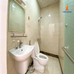 CĂN HỘ STUDIO BAN CÔNG CỰC XINH NGAY SÁT SÂN BAY - ĐẦY ĐỦ NỘI THẤT