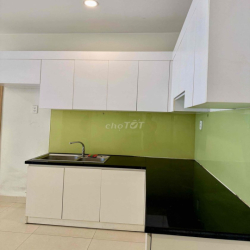 Ai thích 3PN rộng thì thuê Căn này. Trống sẵn. Chỉ 8 triệu. LH Hương