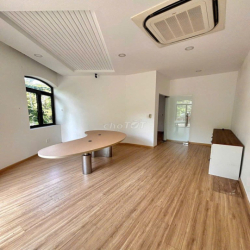CHO THUÊ VĂN PHÒNG 100M2, KHU ĐẢO KIM CƯƠNG, QUẬN 2