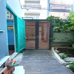 🌈 CHO THUÊ NHÀ CMT8 Q.3 – 3 TẦNG • 4PN – GIÁ 17TR/THÁNG