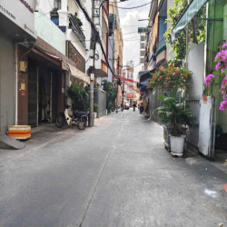 cho thuê.nhà đg.nội bộ cmt8.p5.tân bình