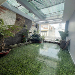 cho thuê.nhà đg.nội bộ cmt8.p5.tân bình