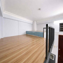 căn hộ Duplex Thoáng mát , Miễn phí xe , không chung chủ