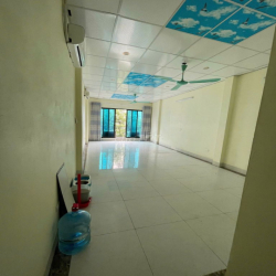 Chính Chủ Cho Thuê Văn Phòng 40m2 Tầng 3 Vạn Phúc, Hà Đông, Hà Nội