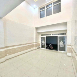 Cho thuê gấp nhà 64/2B Lê Quang Định, P14, Q. Bình Thạnh