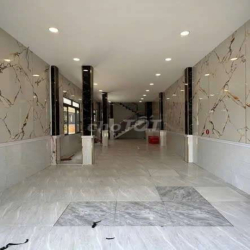 Nhà mặt tiền 4 tầng 80m2 trước cổng ĐH Công nghiệp 4 Gò Vấp 45 triệu
