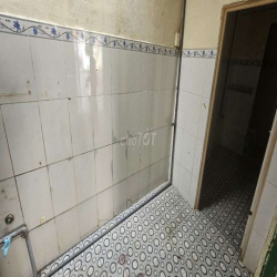 HẺM XE TẢI 8X20, 1TRỆT 1LỬNG, 1PN 1WC