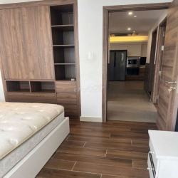 🌺cho thuê penthouse sân vườn*Cc BellezaQ7*Dt 84m2*3pn- Giá 15 triệu 