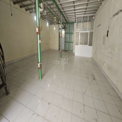 HẺM XE TẢI 8X20, 1TRỆT 1LỬNG, 1PN 1WC