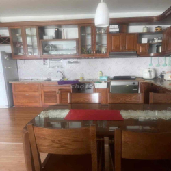 chung cư Vườn Đào 100 m 2 ngủ rộng đủ đồ sẵn ở