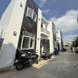 Nhà 1 Lầu 2 Mặt Tiền Hẻm 5 Lê Quang Chiểu 6,8m x 6m ( thực tế 8m )