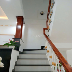 Cần cho thuê nhà HXH 178/4A Phan Đăng Lưu P.3 Q.Phú Nhuận