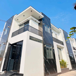 Nhà 1 Lầu 2 Mặt Tiền Hẻm 5 Lê Quang Chiểu 6,8m x 6m ( thực tế 8m )