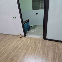🏡 Nhà Ngọc Lâm 4 Tầng – 3PN – Gần Cầu Chương Dương – Chỉ 9,5 Triệu/Th