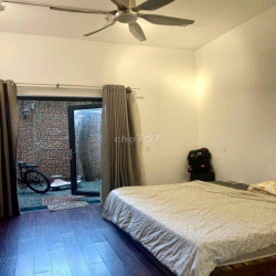 Cho Thuê Biệt Thự Sân Vườn 3PN – Nam Việt Á