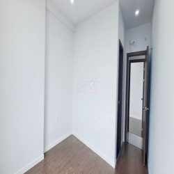 Cho thuê Bcons City Tháp Emerald - 2 pn/2wc Căn Góc - 1 phút ra Metro.