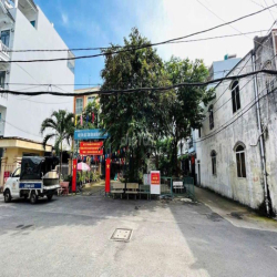 NHÀ NGAY CV LÀNG HOA 4 TẦNG