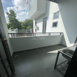 Cho thuê phòng chdv