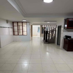 Biện thự cho thuê tại 34 đường 33 Trần não, p.An khánh