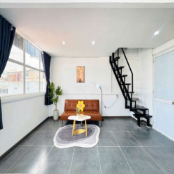 DUPLEX BAN CÔNG TRUNG TÂM Q3 ĐẦY ĐỦ NỘI THẤT
