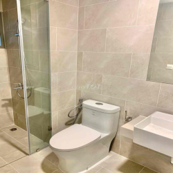 Căn 2PN Có máy lạnh + Nội thất + tủ lạnh & Máy giặt. LH Hương xem !