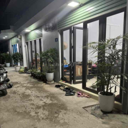 Cho thuê nhà 1 tầng Gác Xép 2 ngủ ngõ 18 Định Công Thượng, Hoàng Mai.