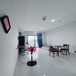 CHO THUÊ NEWLAVIDA STUDIO 30M2 CÓ MÁY LẠNH, TỦ QUẦN ÁO, BÀN ĂN CHỈ 4TR