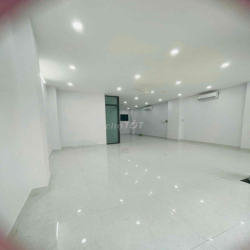 Cho thuê tầng trệt 7x20m giá 16.5triệu VND tại  KDT Vạn Phúc city