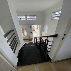 Cho thuê nguyên căn mặt 175 Tô Hiến Thành P. Hoà Hưng Tphcm