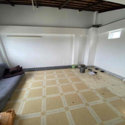 Cho thuê nguyên căn mặt 175 Tô Hiến Thành P. Hoà Hưng Tphcm