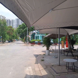 MẶT BẰNG VÀ PHÒNG Ở SAU LƯNG VINHOME