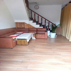 CHO THUÊ NHÀ NGUYÊN CĂN MẶT TIỀN KINH DOANH  2 PHÒNG NGỦ