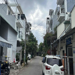 phòng trọ trệt + gác đúc đẹp gần khu trung tâm 28m2