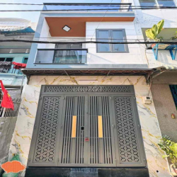 Hẻm 6m Nguyễn Sơn, 2 Tấm, 4 x 18m, 2 Phòng Ngủ, 3 wc