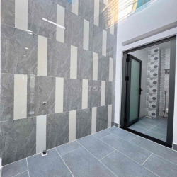 Hẻm 6m Nguyễn Sơn, 2 Tấm, 4 x 18m, 2 Phòng Ngủ, 3 wc