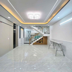 Hẻm 6m Nguyễn Sơn, 2 Tấm, 4 x 18m, 2 Phòng Ngủ, 3 wc