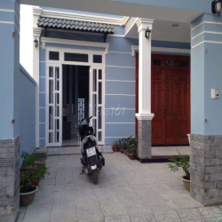 BIỆT THỰ MẶT TIỀN KINH DOANH CHO LÀM CHDV, ĐỐI DIỆN VINHOME