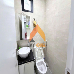 Villa mini 2 PN Thảo Điền 220m2 sân rộng, khu yên tĩnh chỉ 50tr